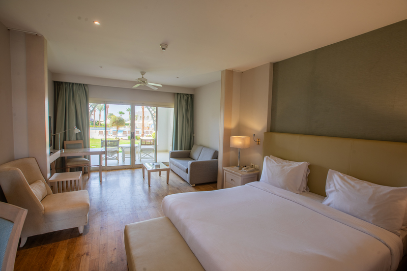 Family Room / Chalet (( Pets Friendly ))